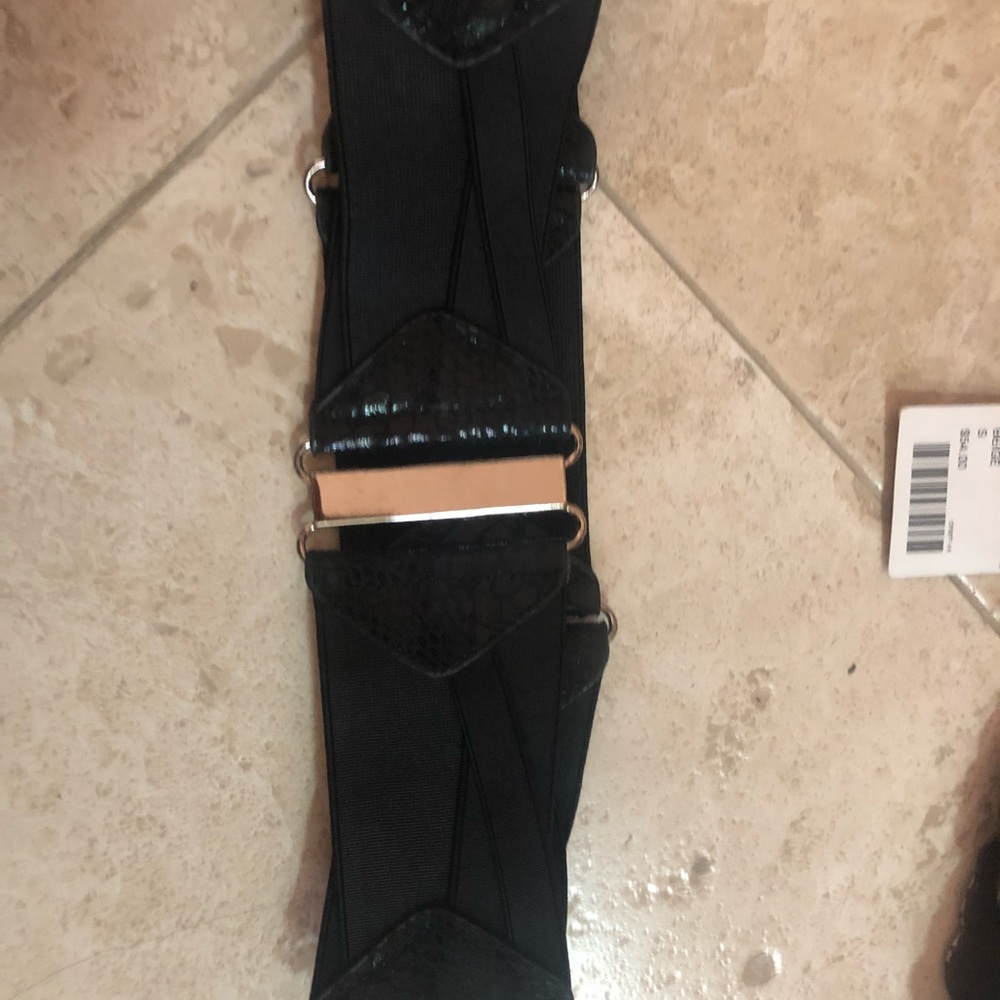 Black and silver detailed belt